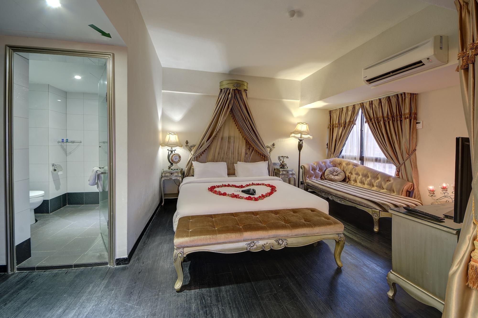 Arenaa Batik Boutique Hotel Куантан Екстериор снимка