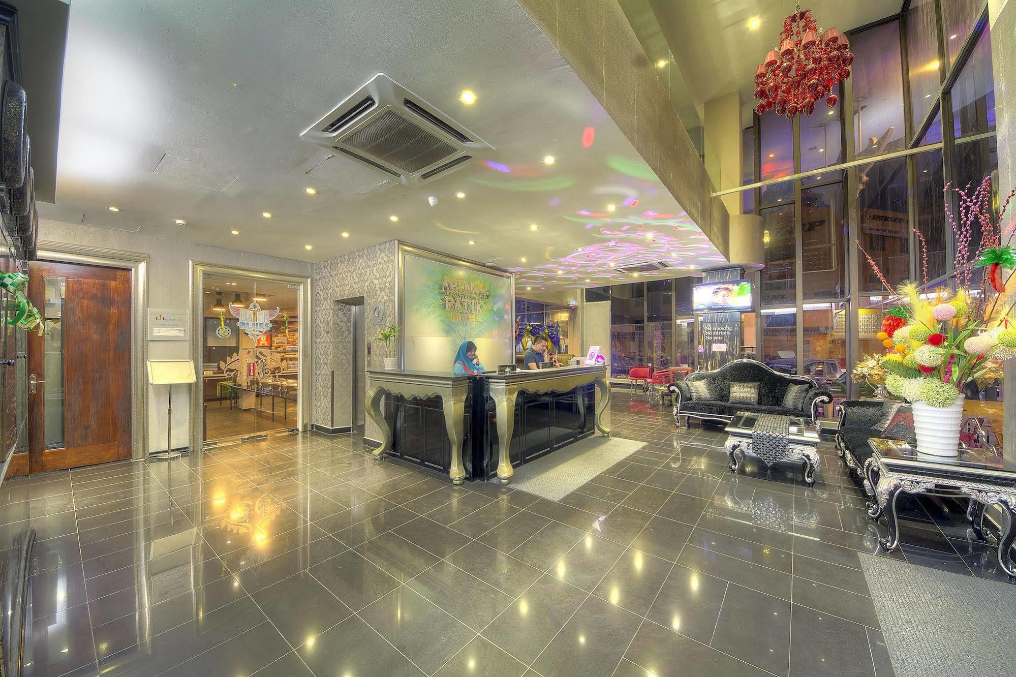 Arenaa Batik Boutique Hotel Куантан Екстериор снимка