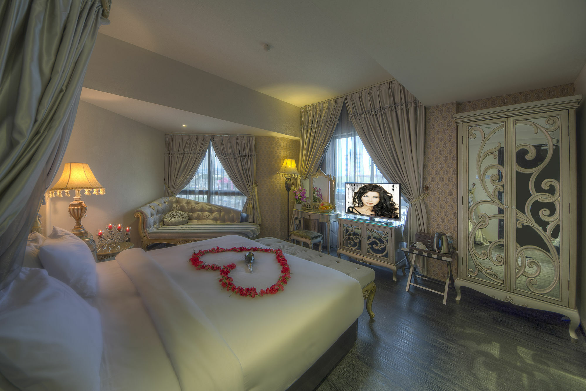 Arenaa Batik Boutique Hotel Куантан Екстериор снимка